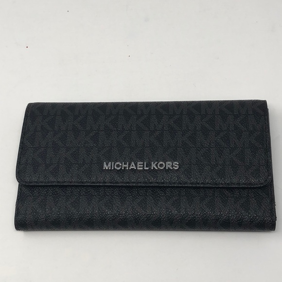 NWT Michael Kors Jet Set travel wallet - Picture 3 of 6